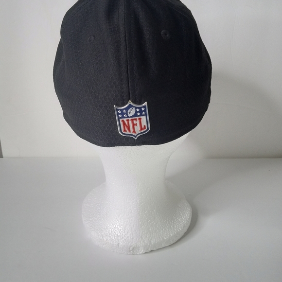 Men's New Era Oakland Raiders 2017 Official NFL Sideline 3930 Cap Black/Gray - Picture 4 of 10